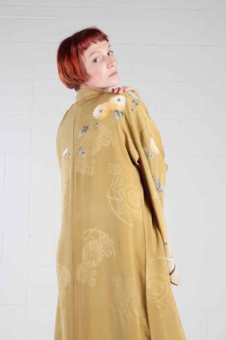 Hand-Painted and Embroidered Kimono in Silk - Kyoto Vintage Warehouse