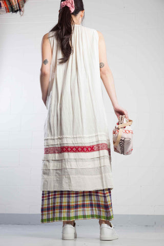 Rasa White Sleeveless Dress - Injiri